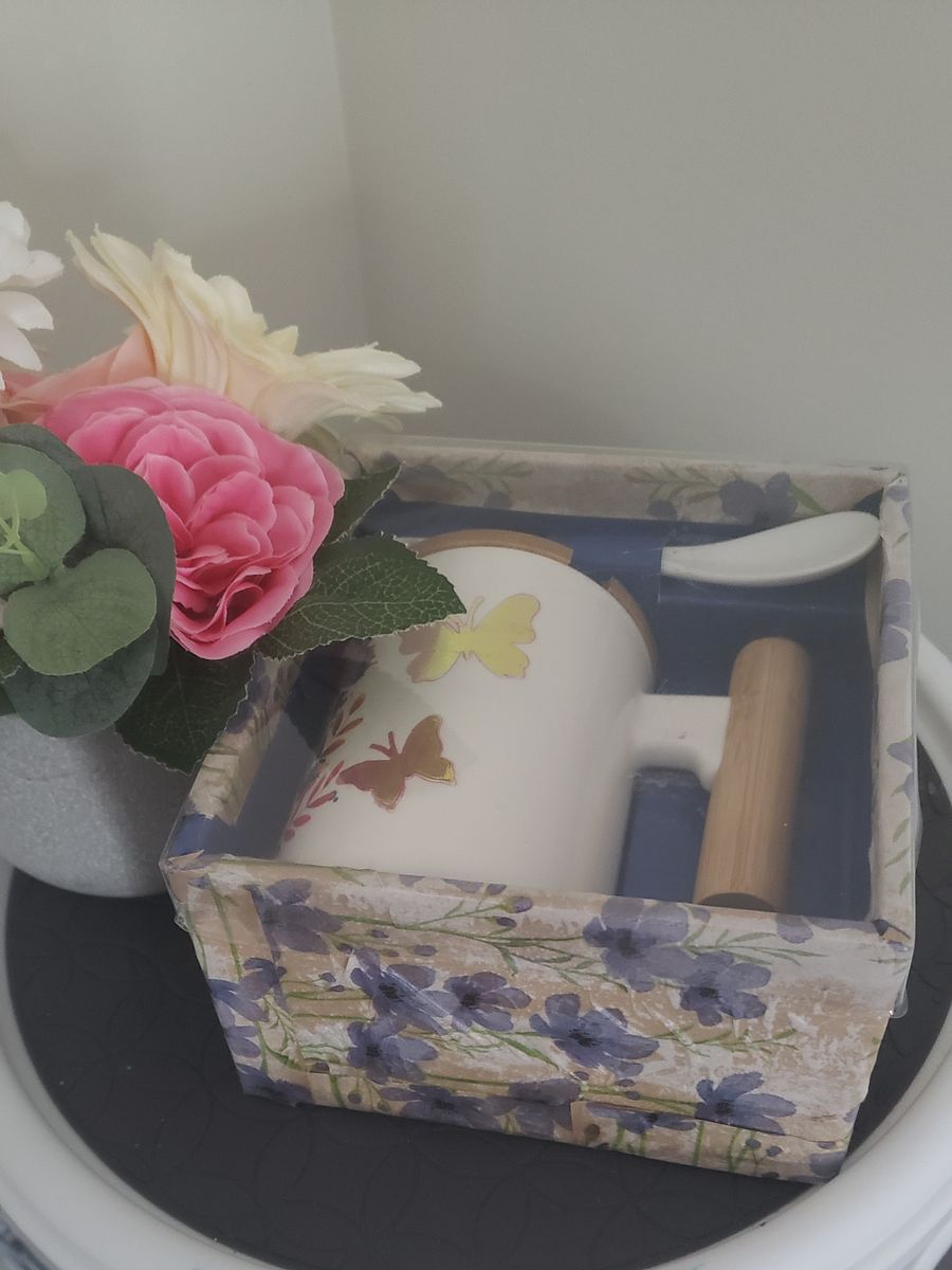 Enchanted Forest Ceramic Cup with Wooden Lid product image (4)