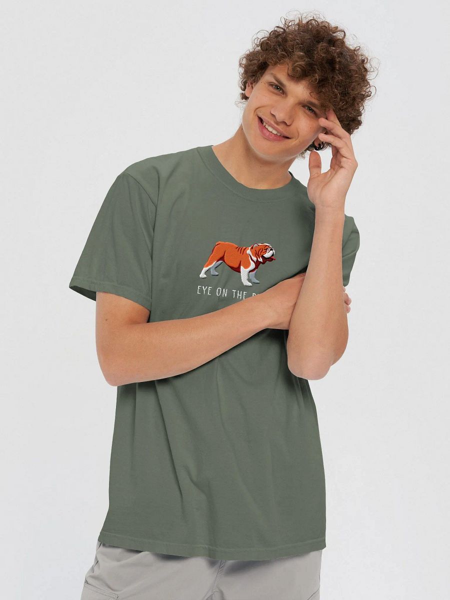 Eye on the Bull T-Shirt(Embroidered) of an English Bulldog product image (8)