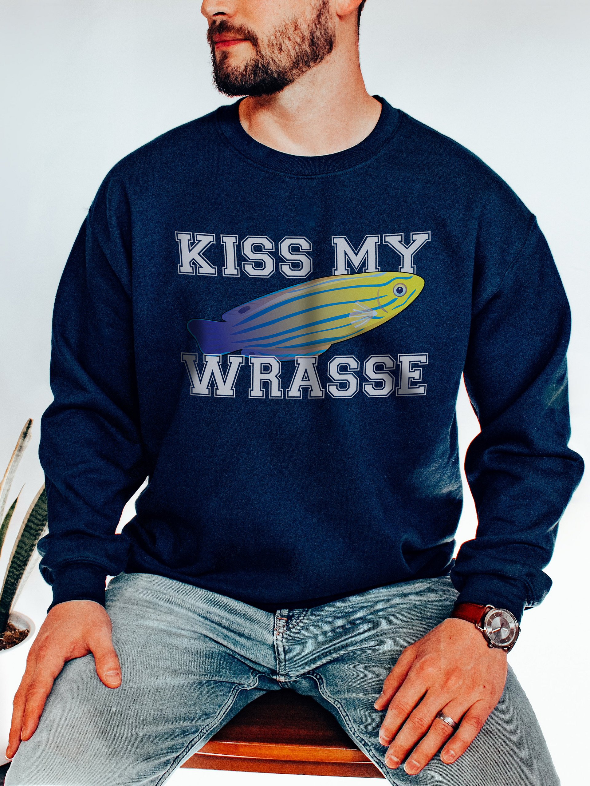 Kiss My Wrasse (Femininus Wrasse) | Sweatshirt for Saltwater and Coral Reef Aquarium Hobbyists product image (15)