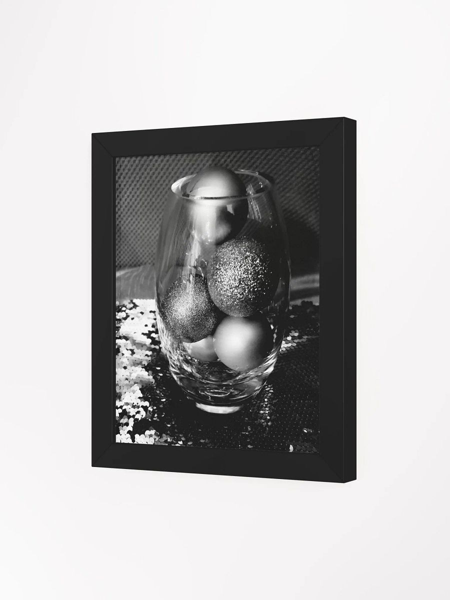 Glimmering Spheres in Monochrome Vase Framed Poster product image (3)