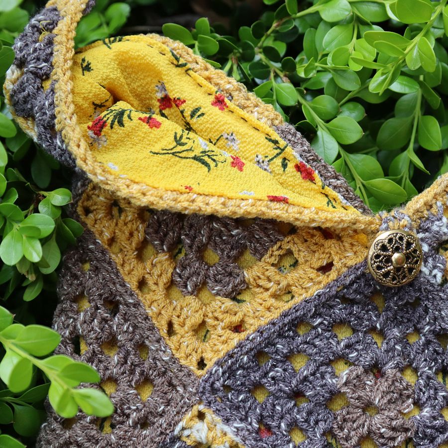 Sunflower Colors Crochet Crossbody Bag - Handmade and One of a Kind product image (5)