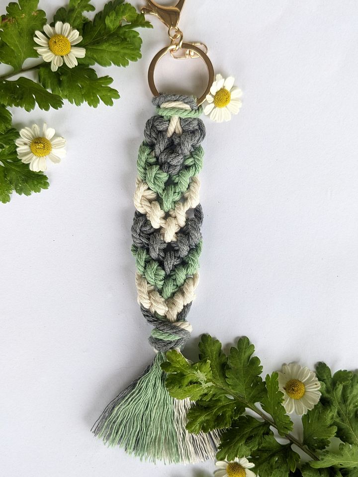 Arrow Macrame Bag Tag product image (1)