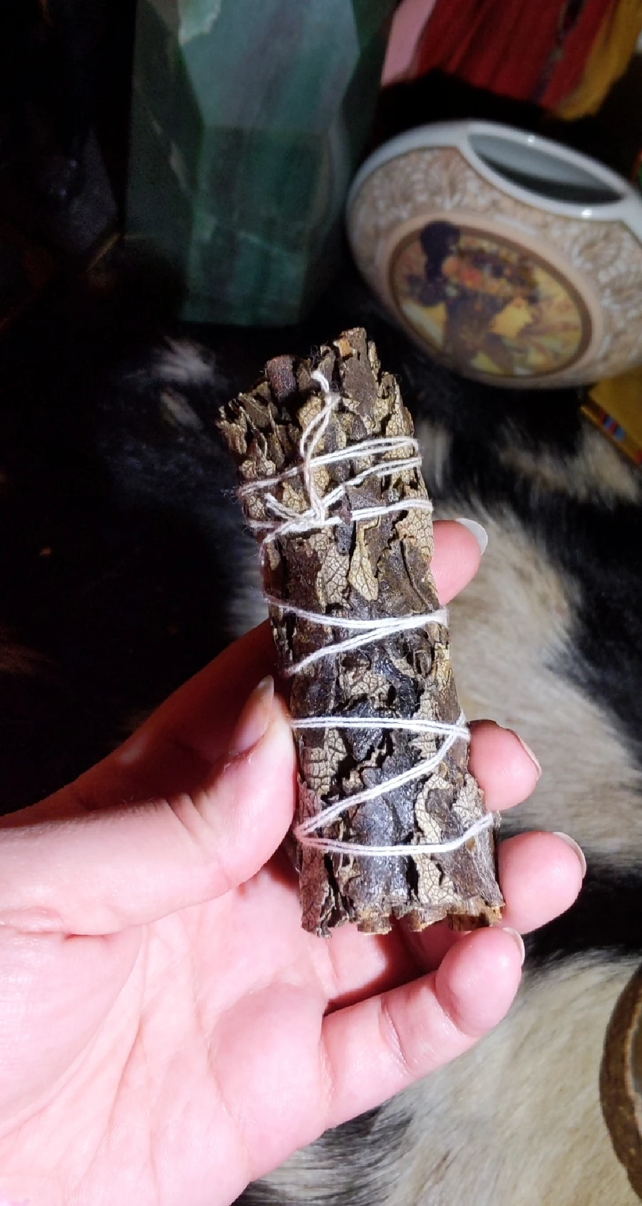 4 Inch Large Mugwort Black Sage Smudge Stick product image (3)