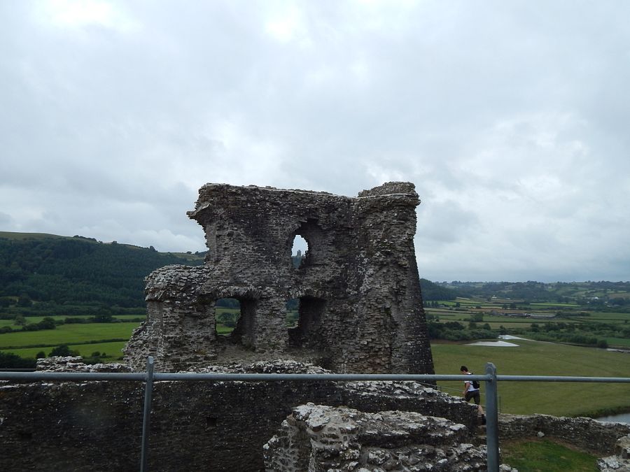 Ruins product image (1)