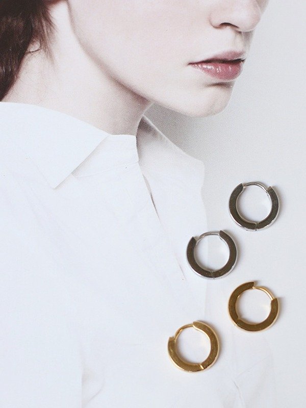 Minimalist Hoop Earrings | 18K Gold Plated product image (10)