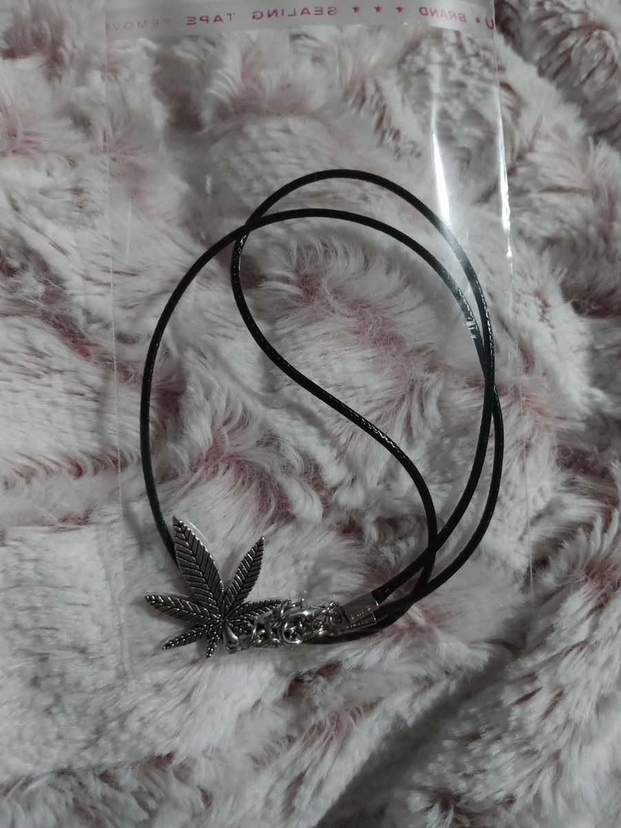 Boss momma 420 silver necklace product image (1)