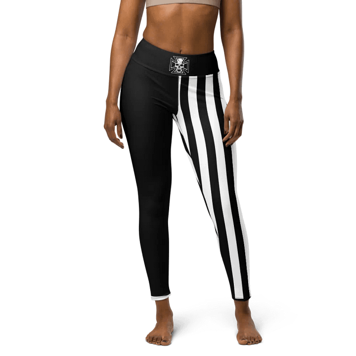 Maltese cross and skull yoga leggings product image (1)