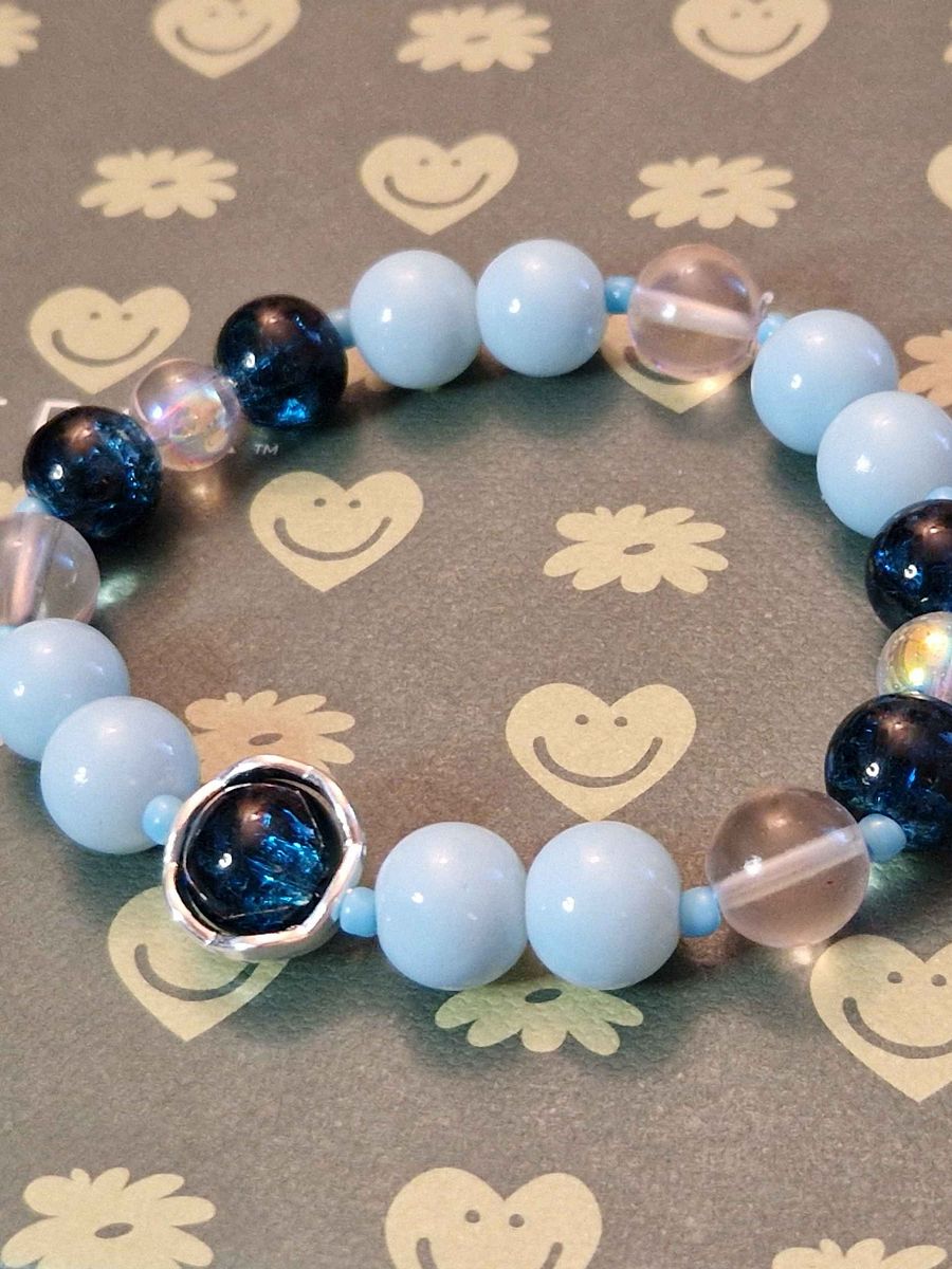 Hand-made glassbeaded bracelets product image (10)