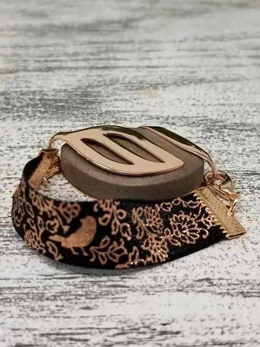 Pink Floral Elastic Bracelet | Handmade Accessory for Bellabeat Leaf Urban & Ivy product image (1)