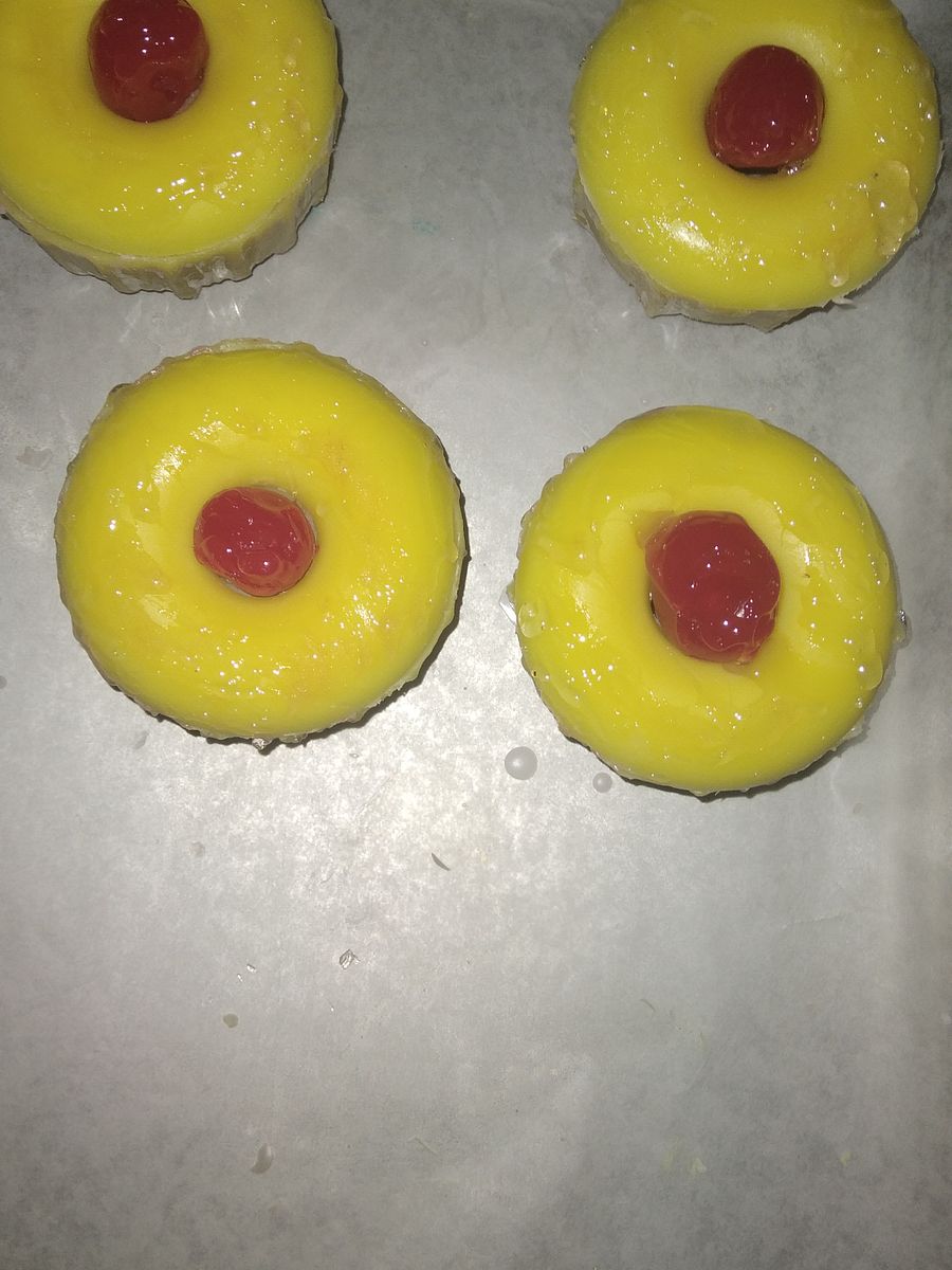 Pineapple Upside-Down Wax Melts product image (3)