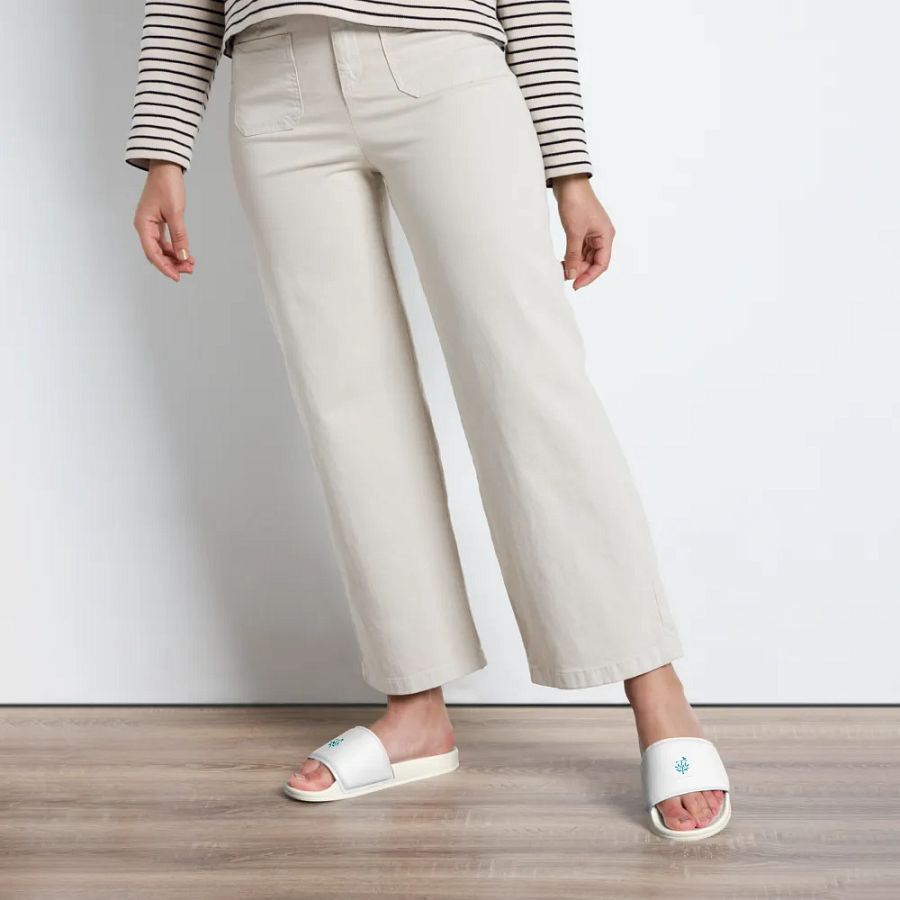 Coastal Chic Women's Slides product image (4)
