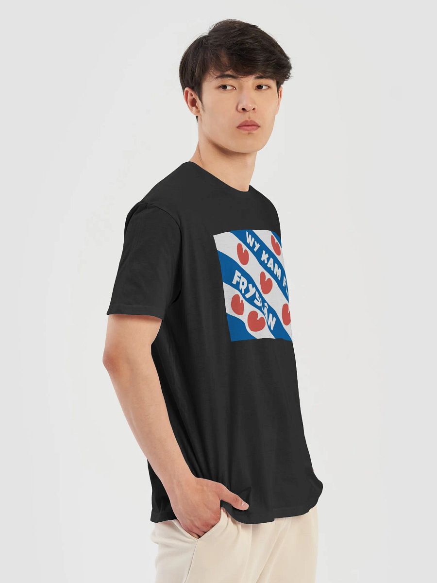 Wy kam fram Fryslân Flag - Shirt (black/coloured) product image (5)
