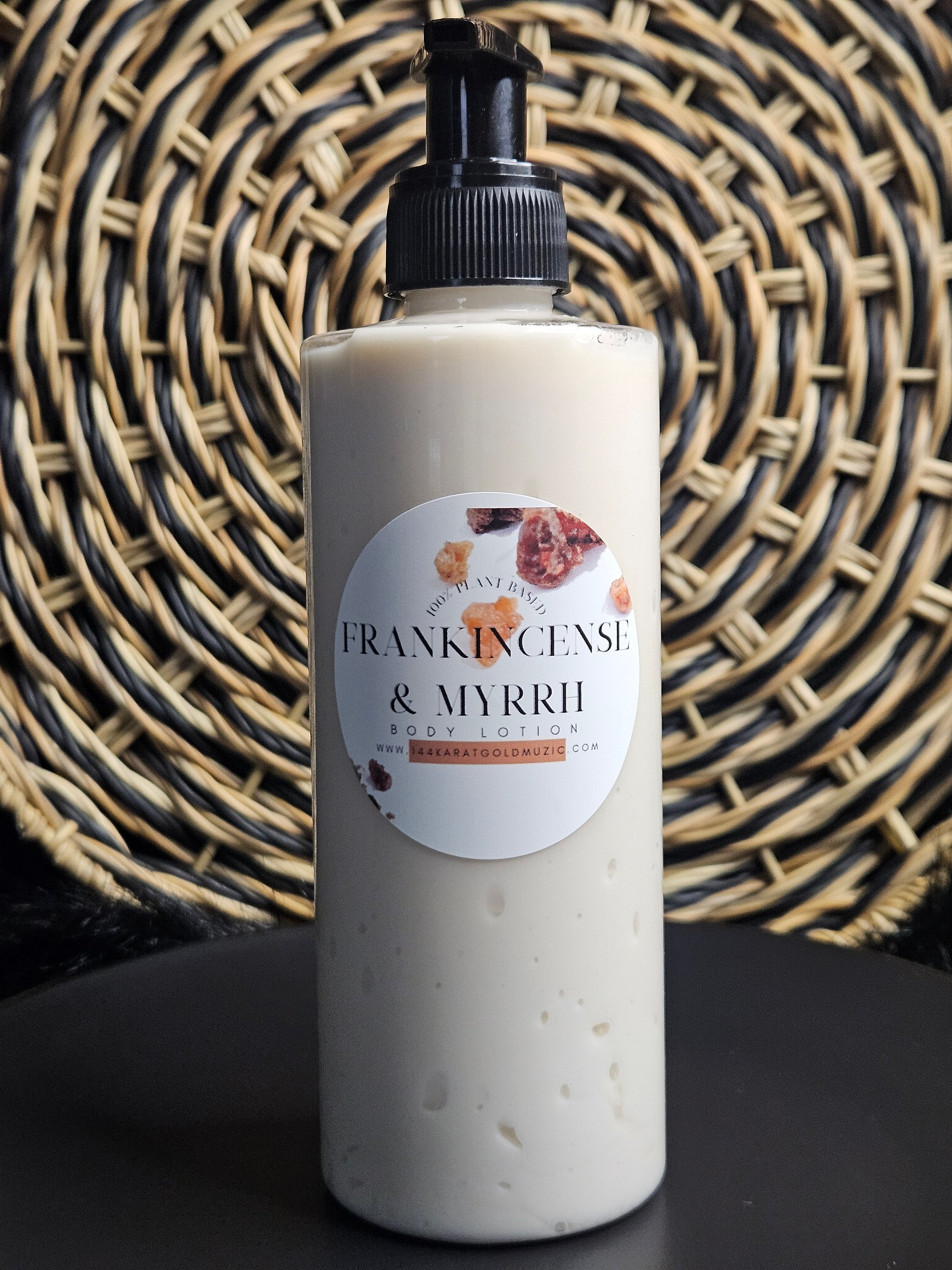 FRANKINCENSE & MYRRH LOTION (NEW) product image (2)