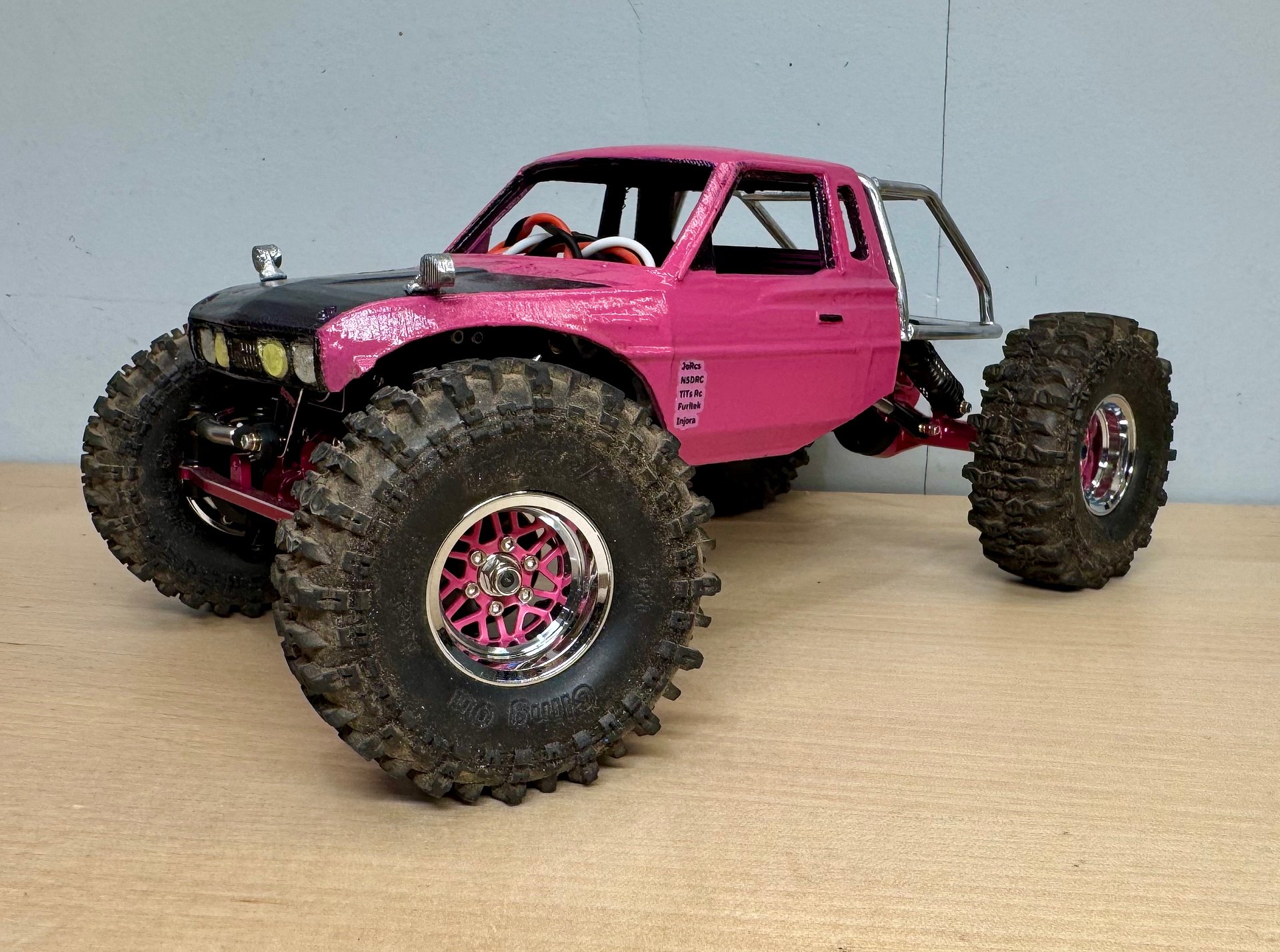 Scx24 Datsun "Breast Cancer Awareness" product image (1)