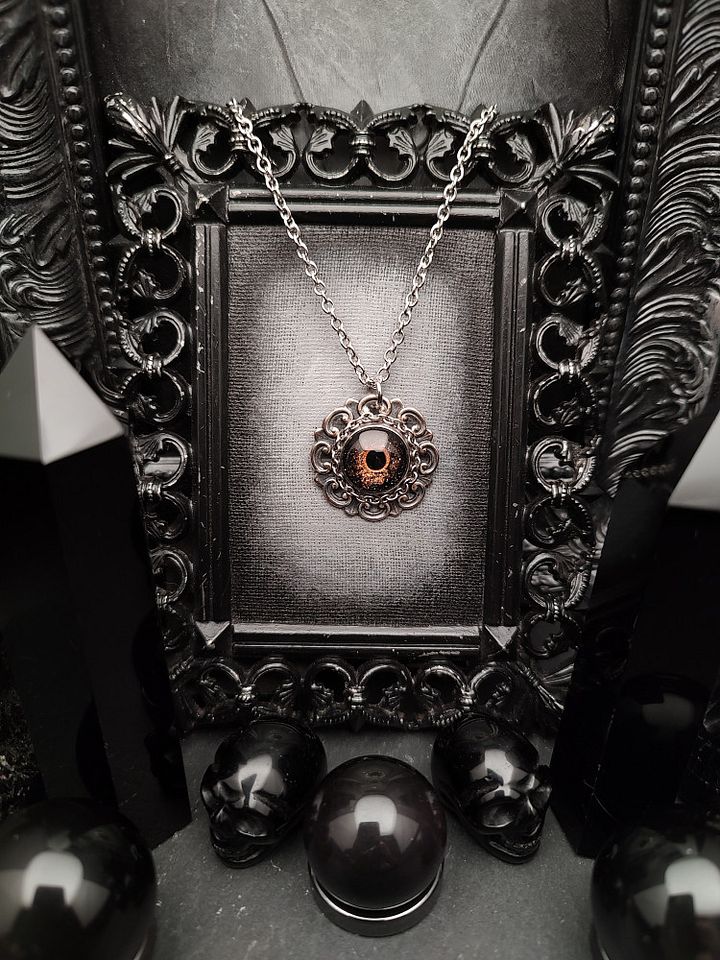Eye Painted Amulet - Night Wheel product image (1)