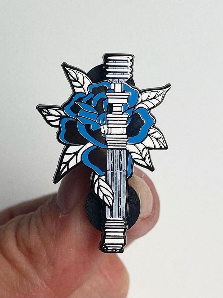 Leia Saber - Pin product image (1)