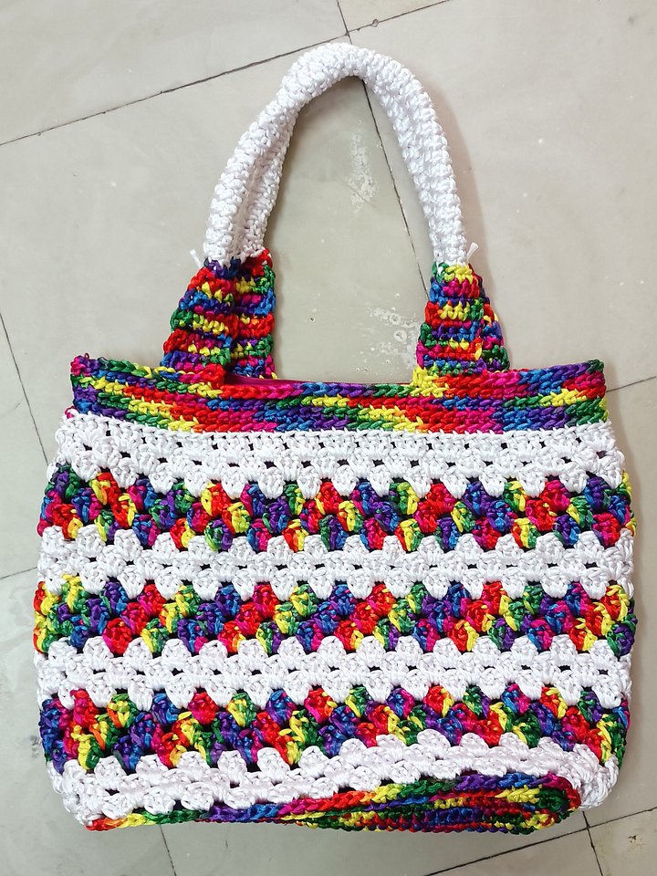 Malai macrame shopping and luggage bag product image (1)
