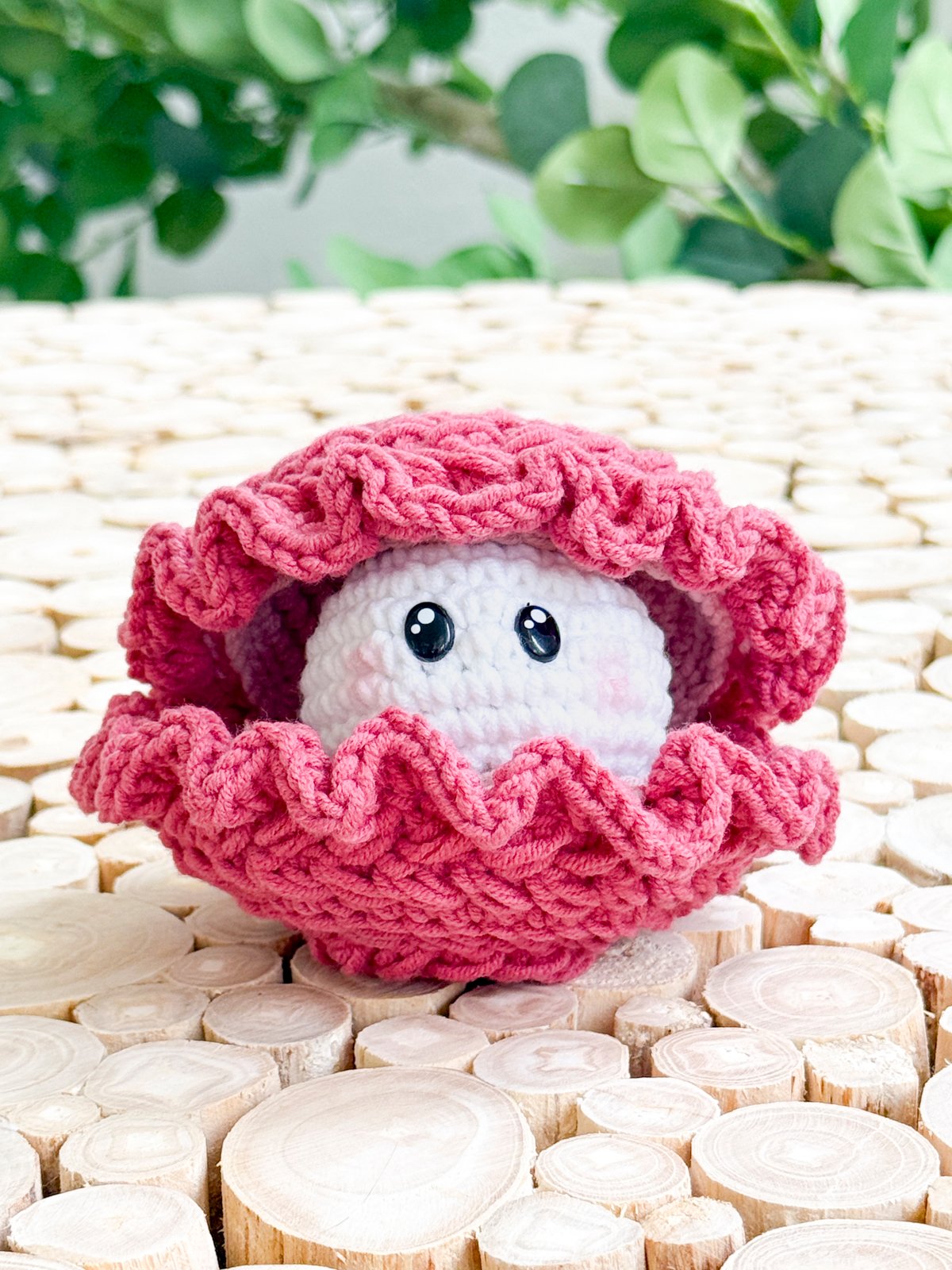 How to Crochet an Clam | No-Sew Amigurumi with Wheat Stitch product image (7)