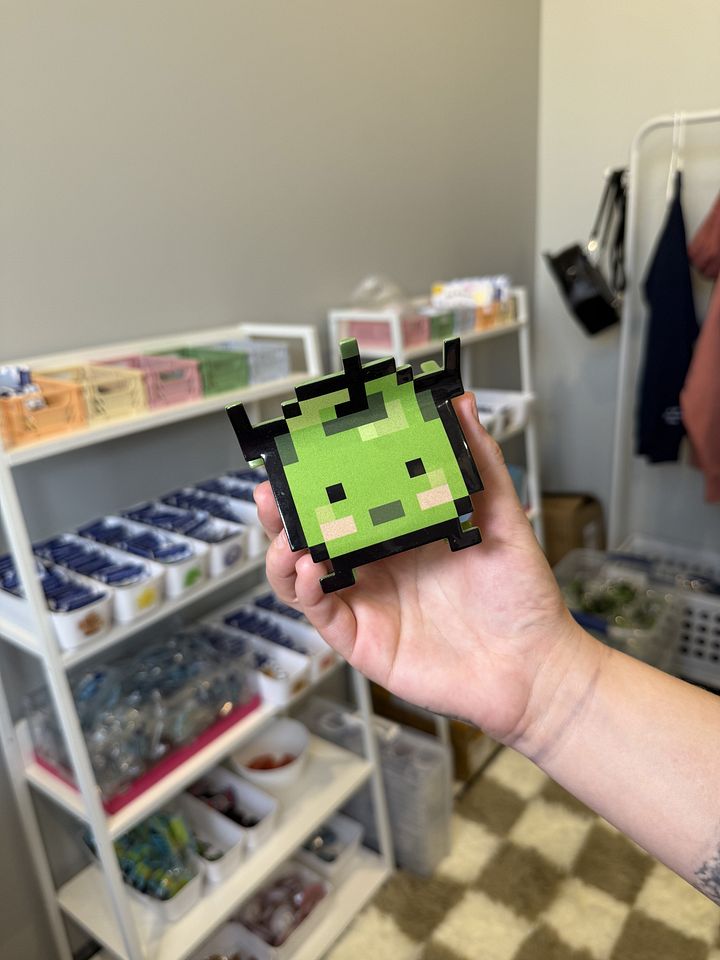 C-Grade Green Junimo Hair Claw product image (1)
