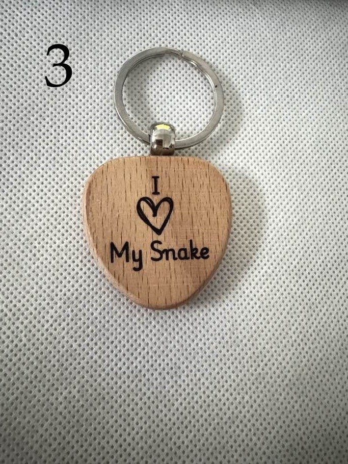 Pet Lover Vibes Wooden Keychains | Cat, Dog & Animal Designs | Gifts for Pet Parents(1) product image (3)