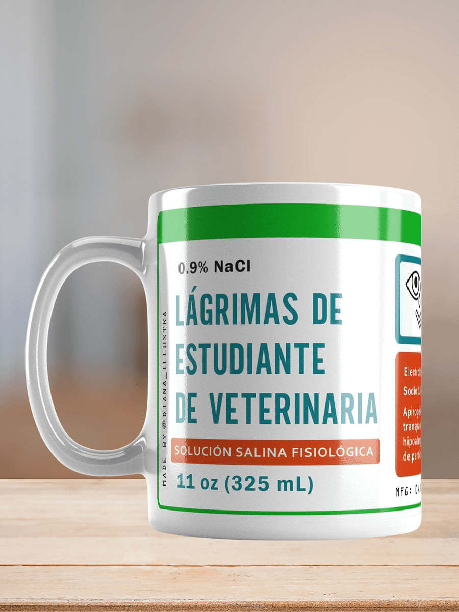 "Lágrimas de estudiante de veterinaria" (SPANISH) Ceramic mug product image (7)