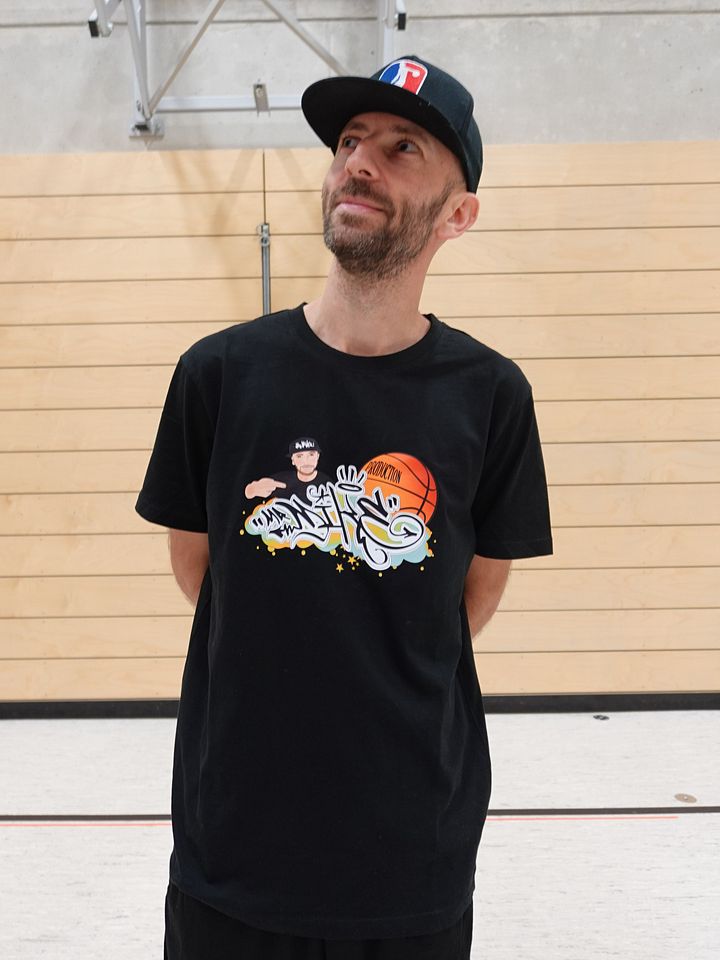 MrMike "Basketball Art" T-Shirt product image (1)