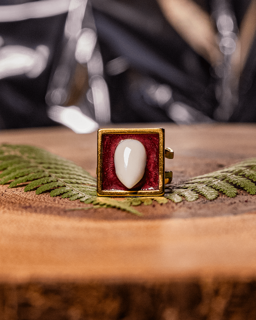 Vampire Ring product image (1)