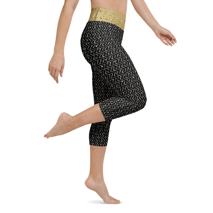 Zigzag Wild – Gold Dusted Capri Yoga Leggings product image (1)