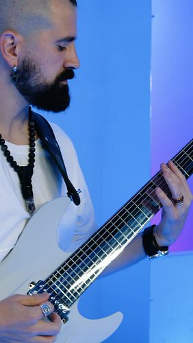 One week to go until our new release! In the meantime, here’s some fretless riffing.
#4eyedbears #fretless #prog #guitar #fre...
