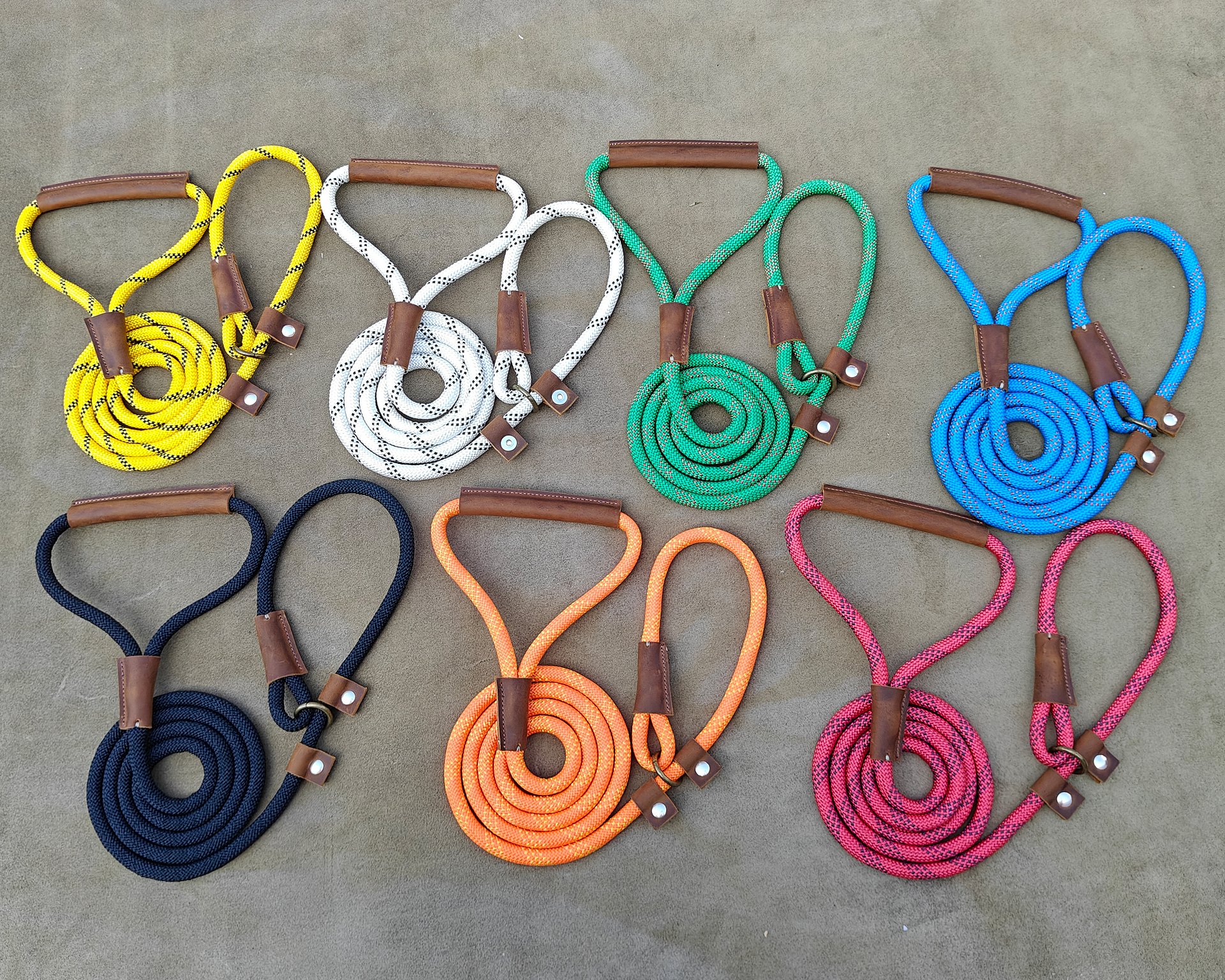 MEEBOY Handmade Strong Heavy Duty Rope No Pull Training Lead Leashes with Durable Leather Handles,Reflective Dog Training Lead for Large Medium and Small Dogs product image (1)