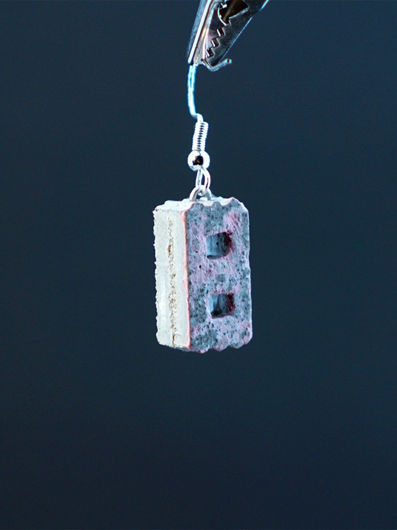 [01] Cinders {earrings} product image (5)