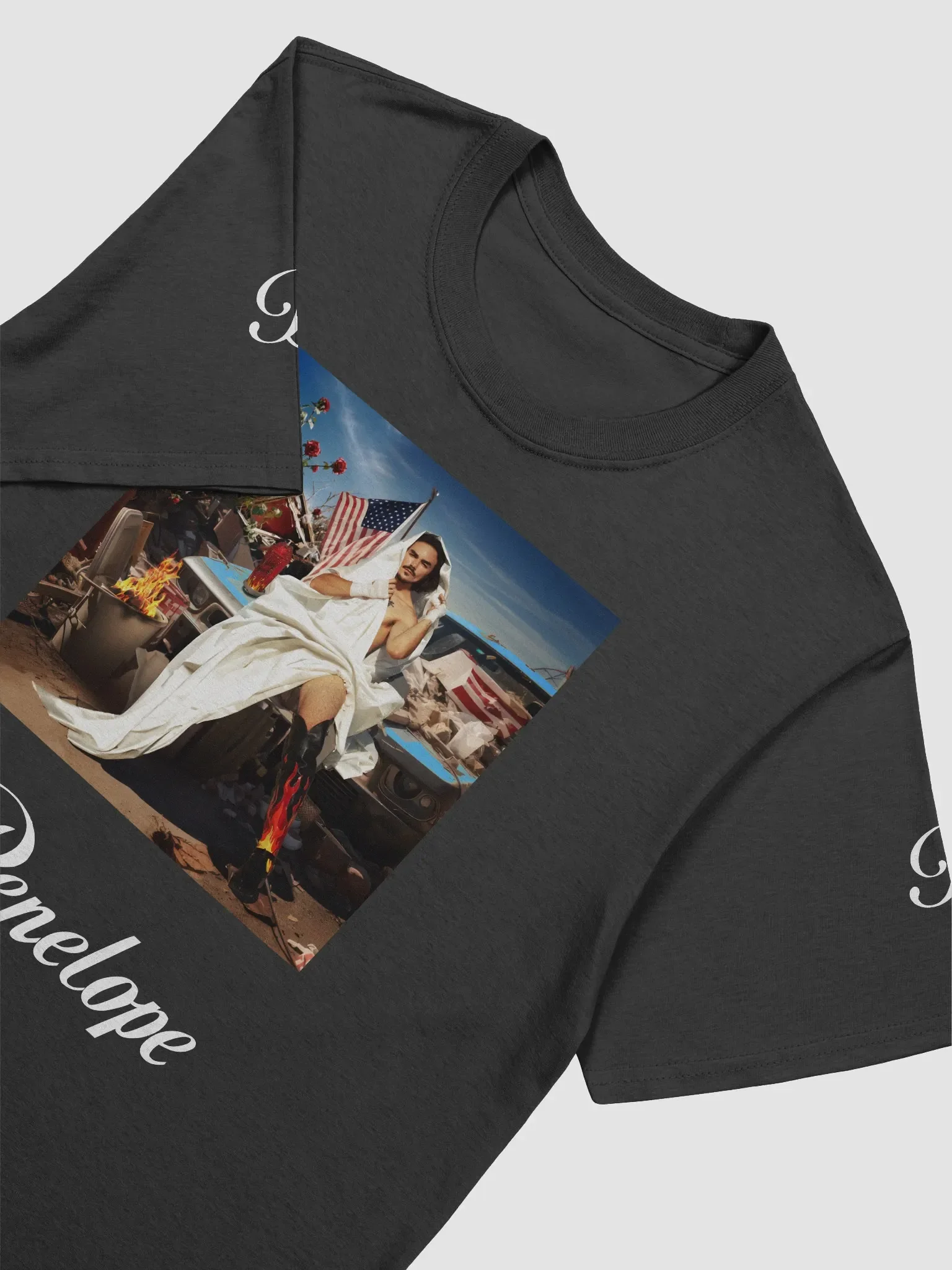 Penelope T-Shirt in Black product image (3)