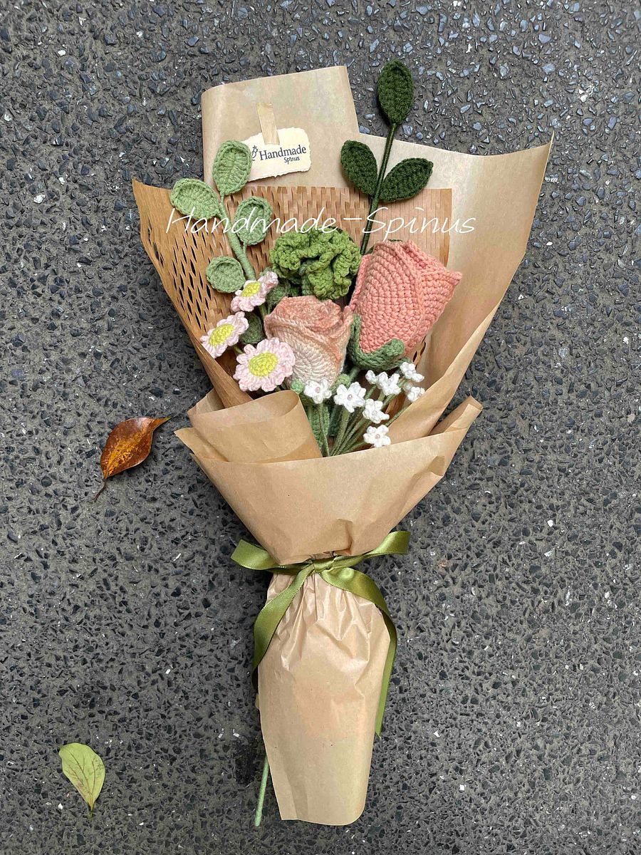Summer Cappuccino Rose Crochet Knit Bouquet product image (4)