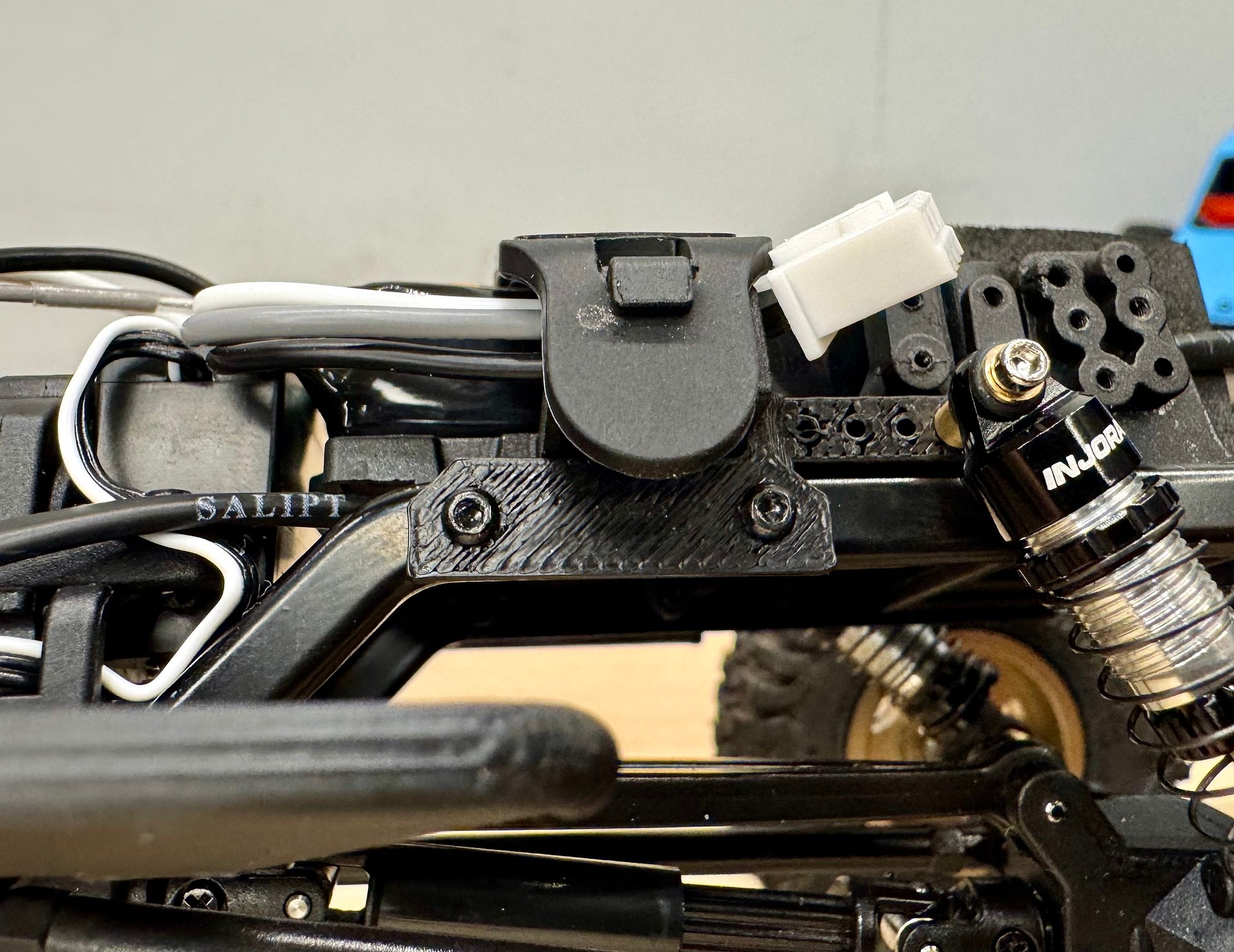 FMS Fcx24 Tacoma Shock Keys product image (8)