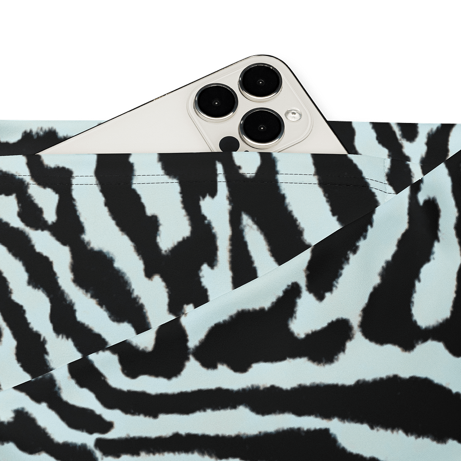 Blue Zebra Flare Leggings product image (3)