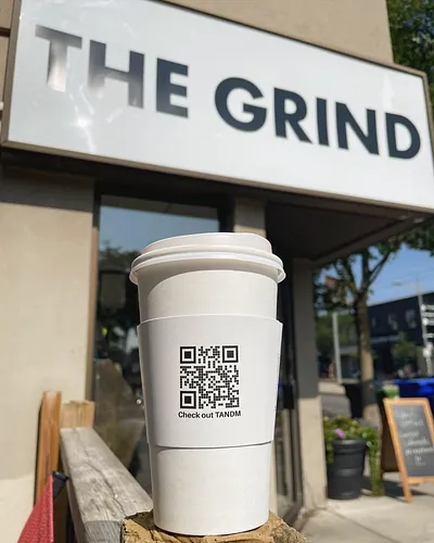 HOW COOL IS THIS!!! COFFEE SLEEEEEVES! ☕️ 

Thank you SO much to Natalia and Greg at @thegrindcafeto for supporting local mus...