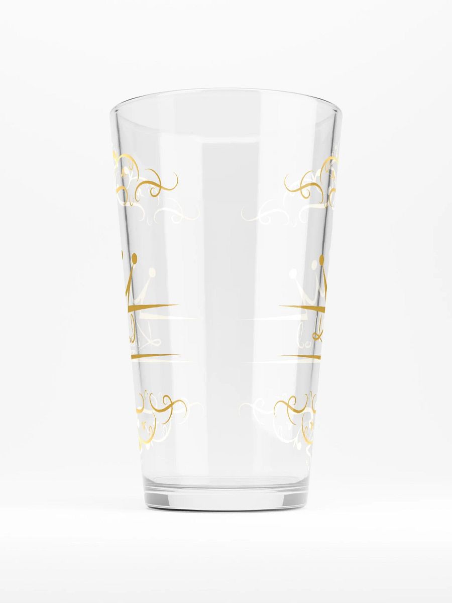 Elegance Unleashed Shaker Pint Glass product image (1)
