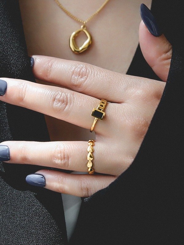 Black Enamel Chain Detail Ring | 18K Gold Plated product image (4)