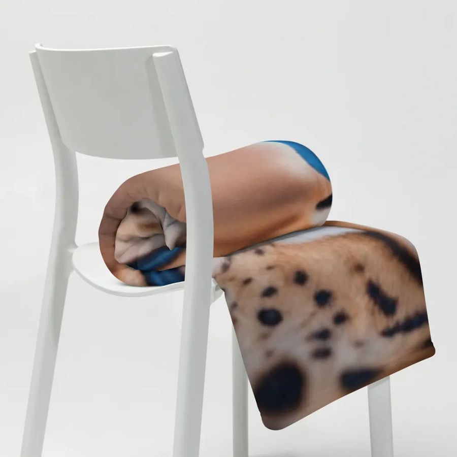 Big Cat Cheetah Face Throw Blanket product image (10)