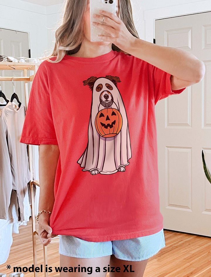 Funny Halloween Australian Shepherd(Red Tricolor)T-Shirt | Funny Aussie Wearing a Ghost Costume and Holding a Pumpkin Basket product image (10)