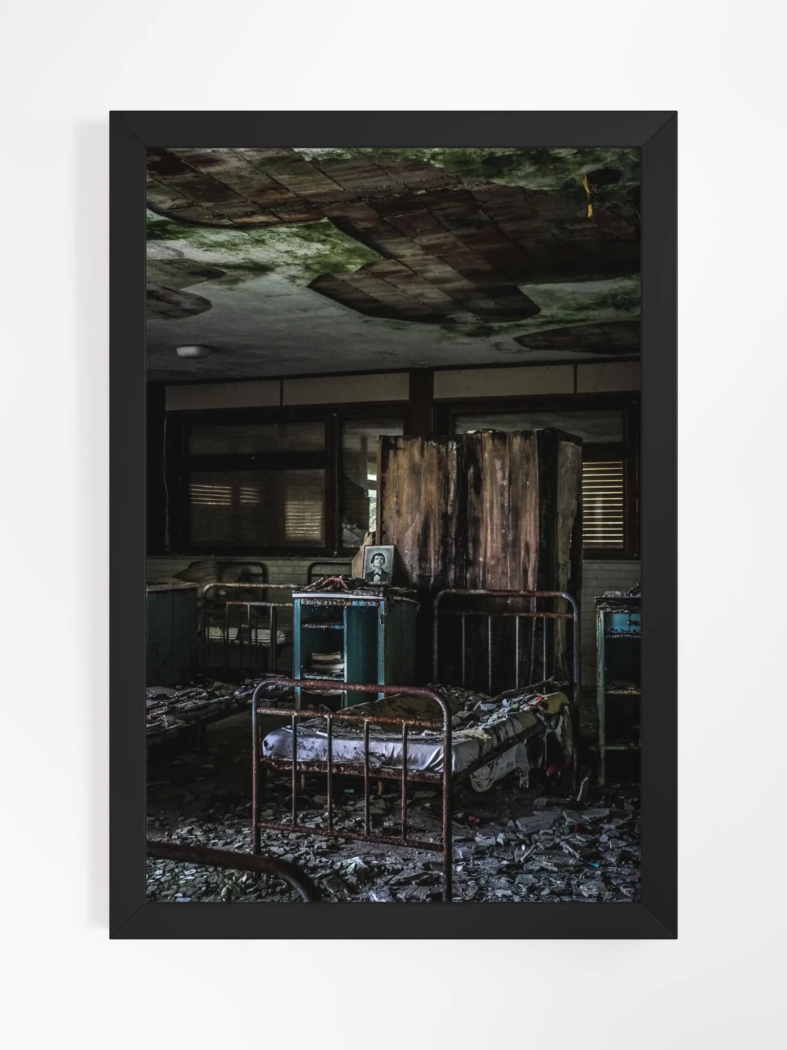 Print Fine Art prestige - The Forgotten Ward - urbex Italy product image (2)