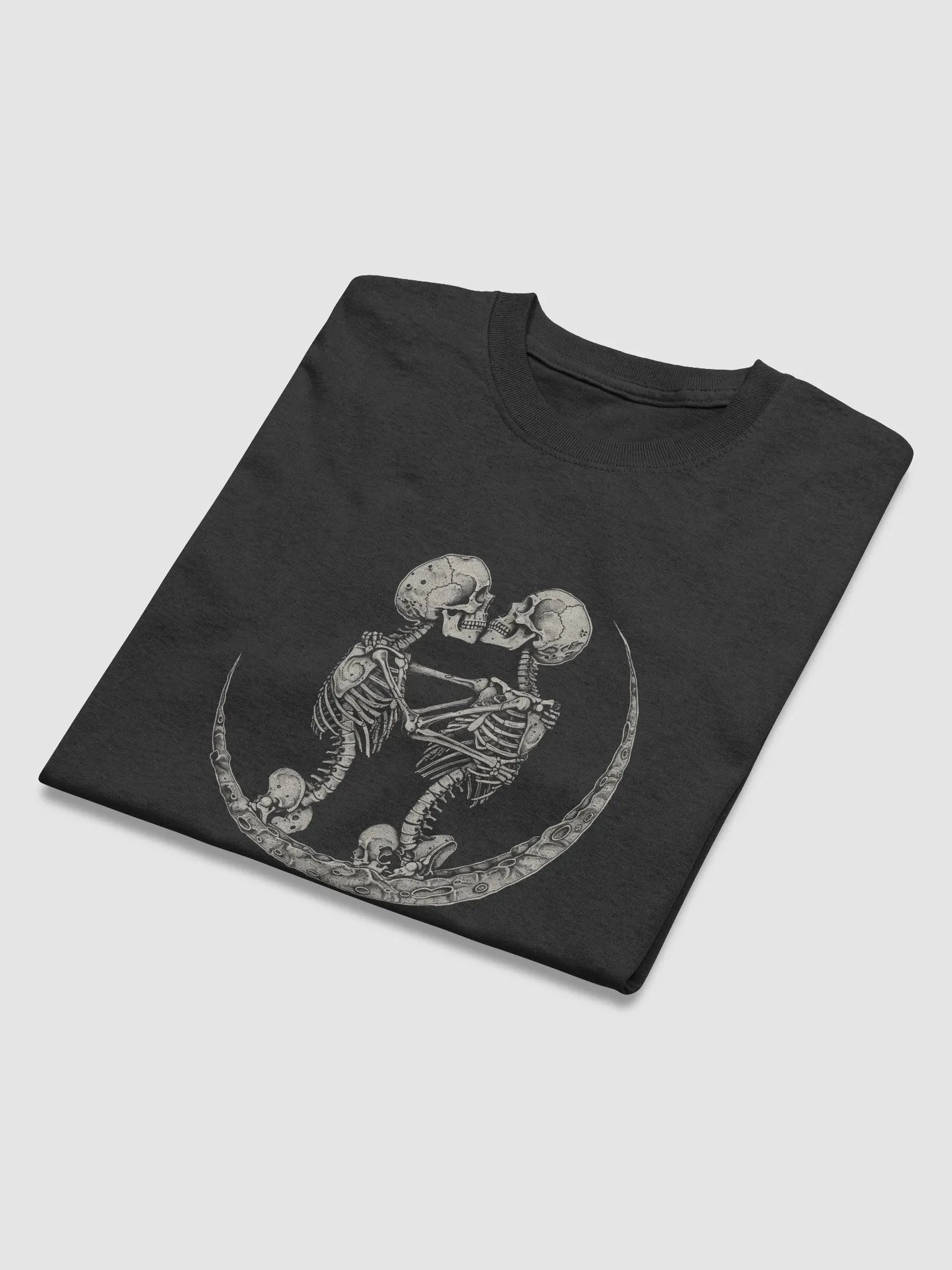 Skeleton Lovers Kissing T-Shirt product image (6)