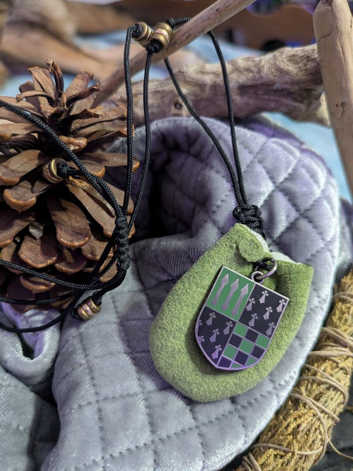 Slytherin Crest Pouch Necklace product image (1)