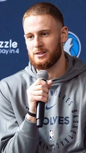 Donte speaks out 😳

From the Nova Knicks to a deep playoff run in Minnesota… here’s what he REALLY thinks about the trade tha...