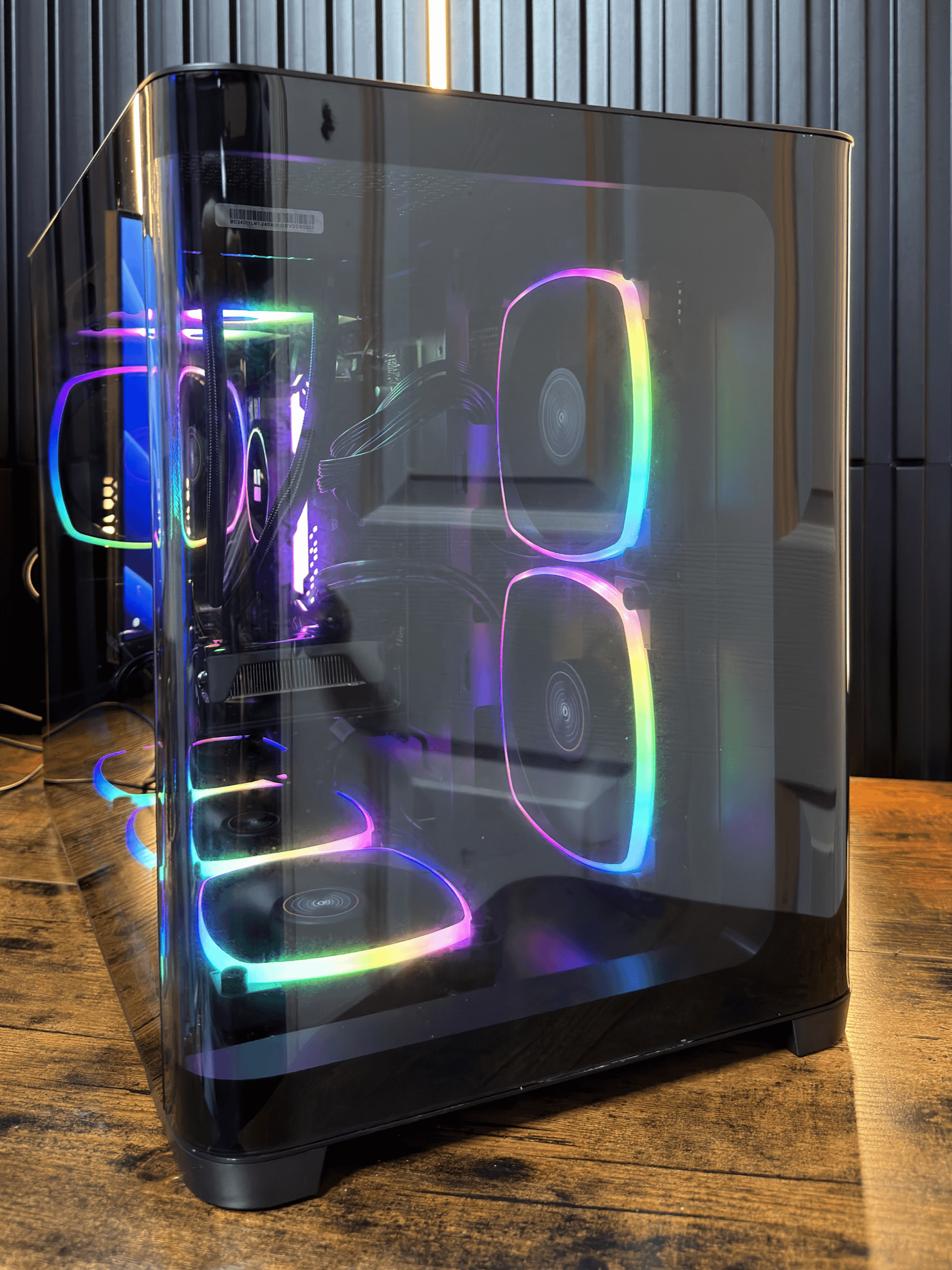 Pc Gaming Nebula Core - Ryzen 7 5700 + 9060 XT 16GB + 32GB DDR4 3200MHz + Asrock B550 product image (7)