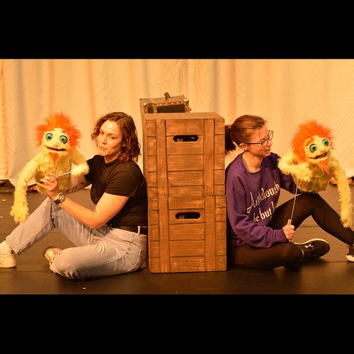 ✨The Twinning is Beginning!✨

We’ve finished our first three days of rehearsals and we’re off to the races! This show is shap...