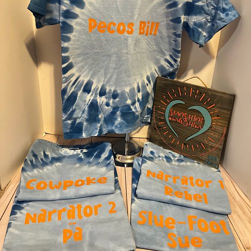 When you have a couple hours notice that your son promised his friends shirts for tomorrow’s reader’s theater at school 🤷‍♀️ ...