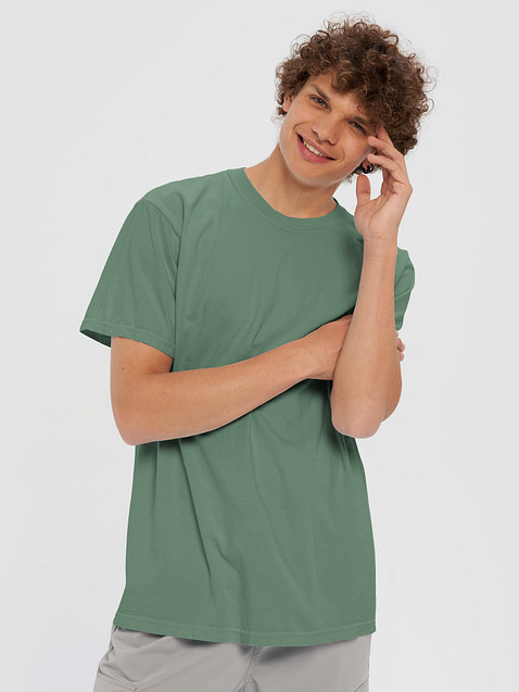 Photo showing Comfort Colors Garment-Dyed Heavyweight T-Shirt