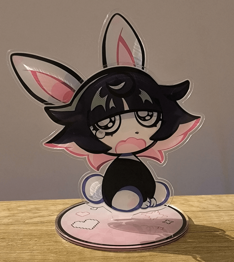 Delulu Ear Flick Standee (INTERACTIVE) product image (2)