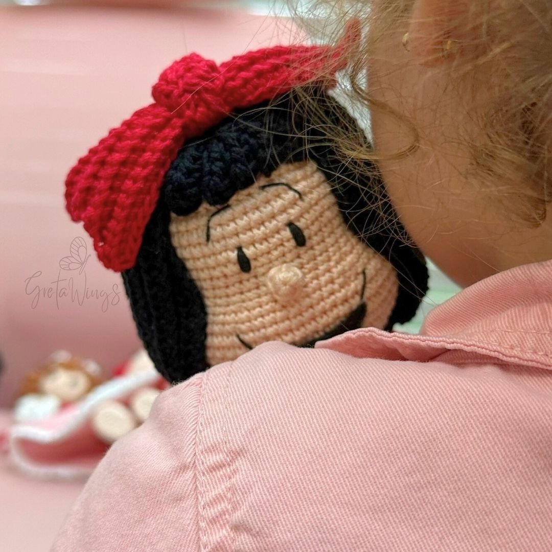 Mafalda tejida a crochet! Un patrón de amigurumi que te encantará. (Descarga digital) product image (5)